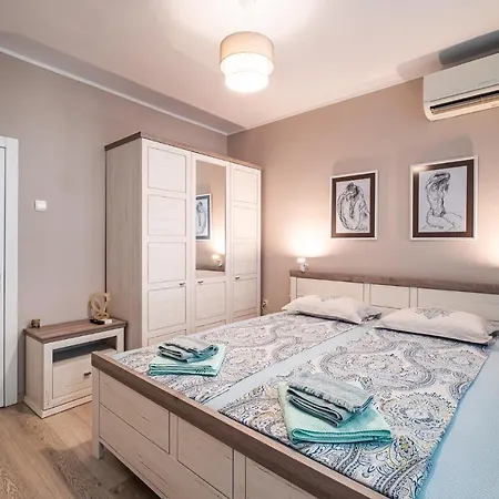 Aquamarine Варна